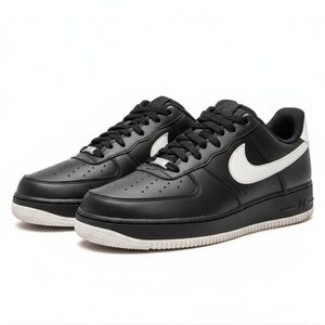 Nike Air Force 1 '07 Black and White Men's  Size 13